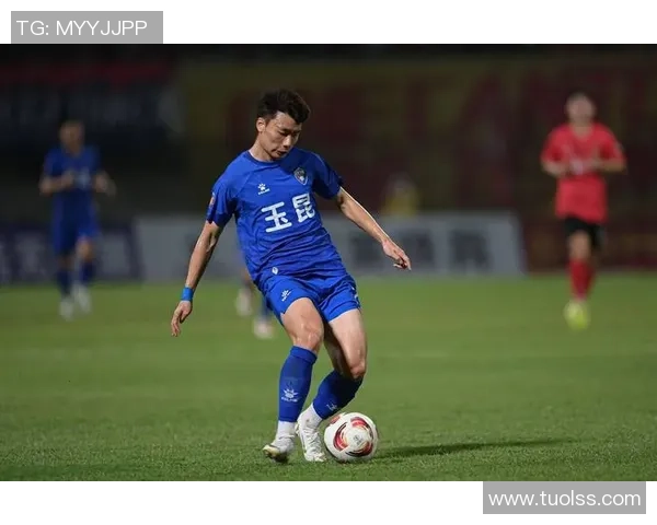 8月4日中甲联赛精彩对决卓尔迎战毅腾争夺关键三分 8月4日中甲联赛精彩对决卓尔迎战毅腾争夺关键三分